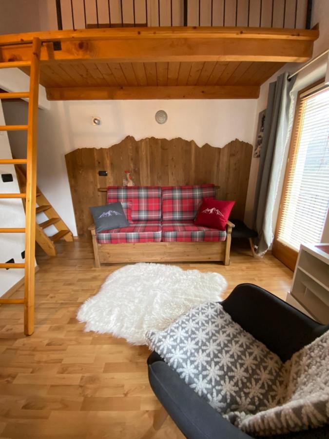 Апартаменты La Guida E L'Architetto Сен-Реми-ан-Босс Экстерьер фото